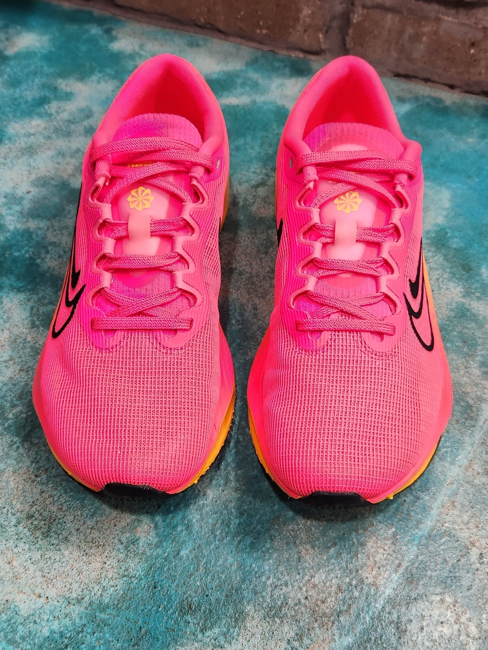 Nike Women’s Zoom Fly 5, Size 7.5, Pre-owned